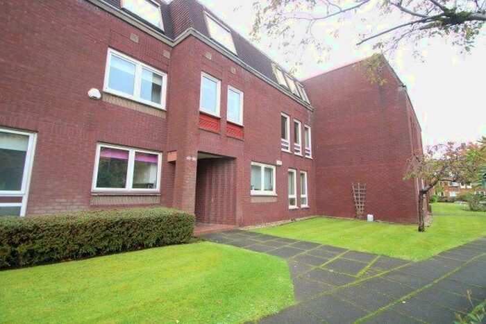 2 Bedroom Flat To Rent In Clarence Gardens, Glasgow, G11