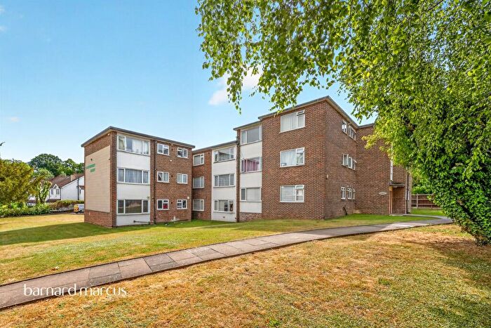 2 Bedroom Flat For Sale In St. Augustines Avenue, South Croydon, CR2