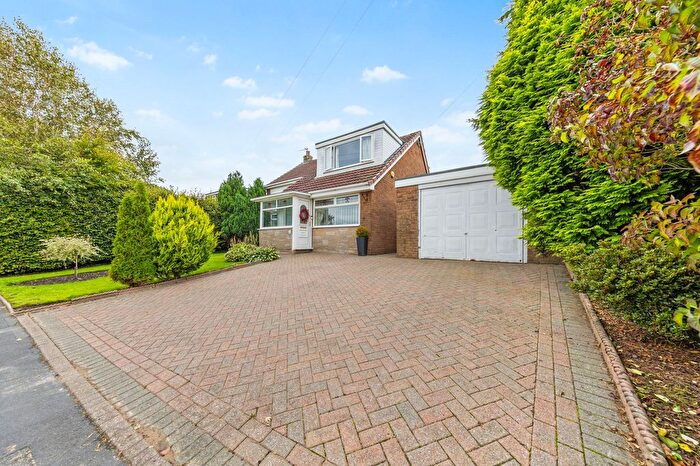 3 Bedroom Detached House For Sale In Smock Lane, Ashton-In-Makerfield, WN4