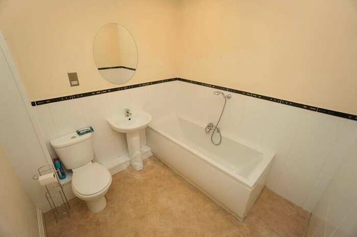 2 Bedroom Apartment To Rent In Ashfield Court, Adlington, PR6