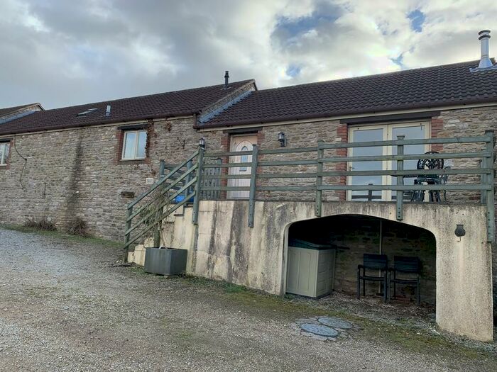 2 Bedroom Barn Conversion To Rent In Egford, BA11