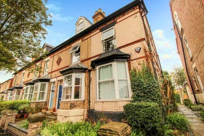 5 Bedroom Semi-Detached House To Rent In West Bridgford, Nottingham, NG2