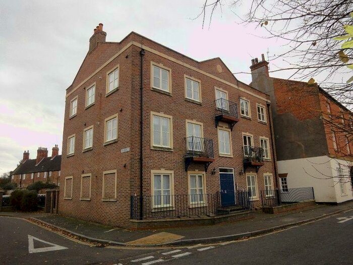 2 Bedroom Ground Flat To Rent In Merchants House, High Street, Spalding, PE11