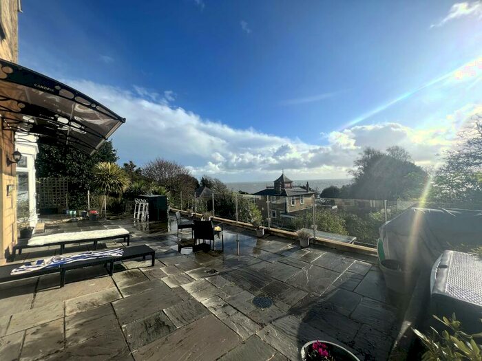 4 Bedroom Apartment To Rent In Madeira Road, Ventnor, PO38