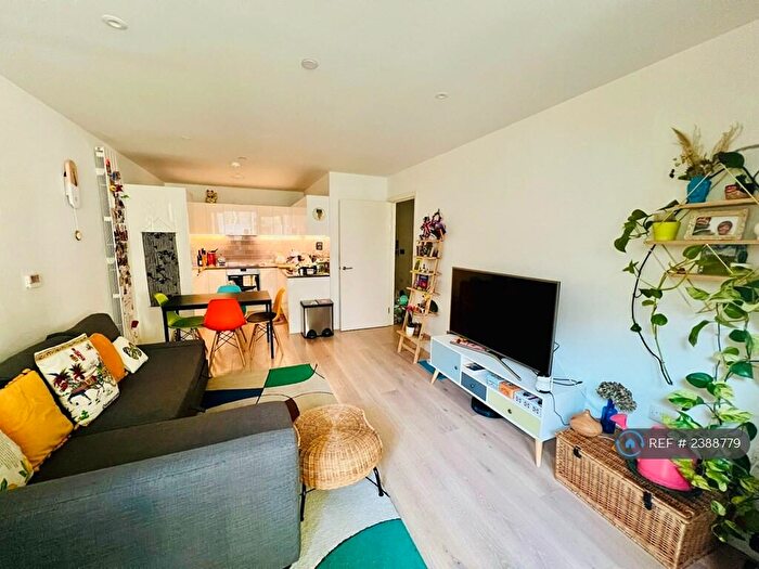 1 Bedroom Flat To Rent In Cape House, London, E16