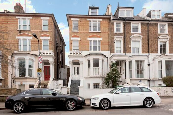 2 Bedroom Flat To Rent In Crossfield Road, London, NW3