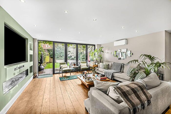 4 Bedroom Town House For Sale In St. Johns Wood Park, London, NW8