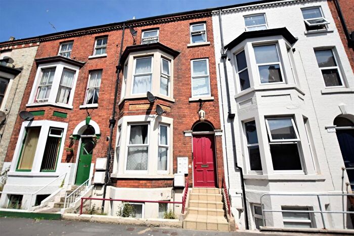1 Bedroom Flat To Rent In Belle Vue Parade, Scarborough, YO11