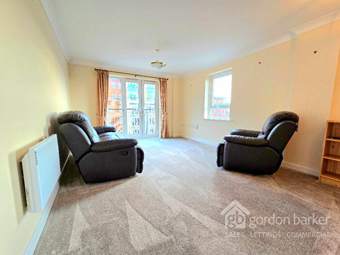 2 Bedroom Apartment For Sale In Avenel Way, Poole, Dorset, BH15
