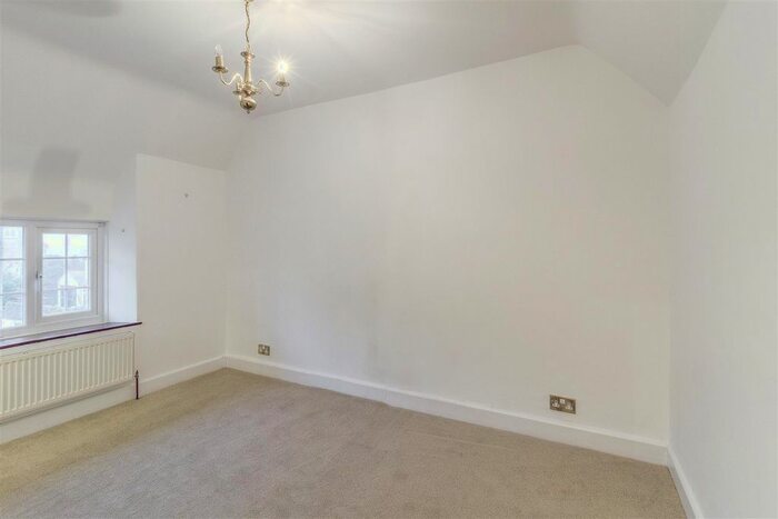 2 Bedroom Detached House For Sale In High Street, Great Doddington, Wellingborough, NN29