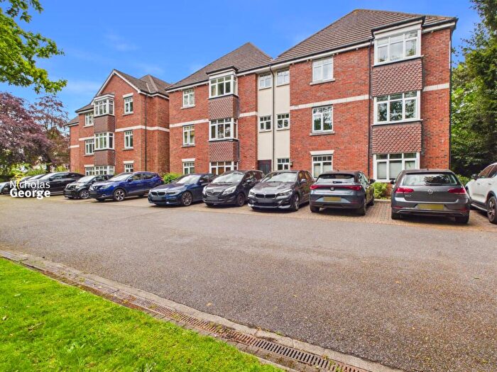 1 Bedroom Flat For Sale In Wake Green Road, Moseley, Birmingham, B13