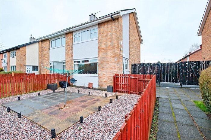 2 Bedroom Semi Detached House For Sale In Carntyne Path, Carntyne, G32