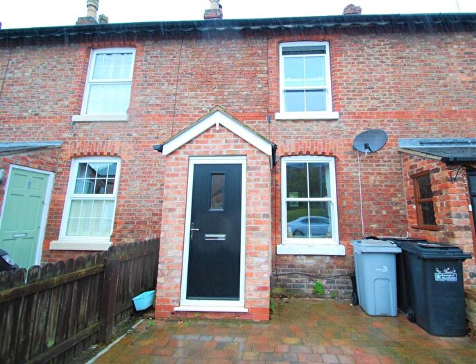 2 Bedroom Terraced House To Rent In Park Road, Wilmslow, SK9