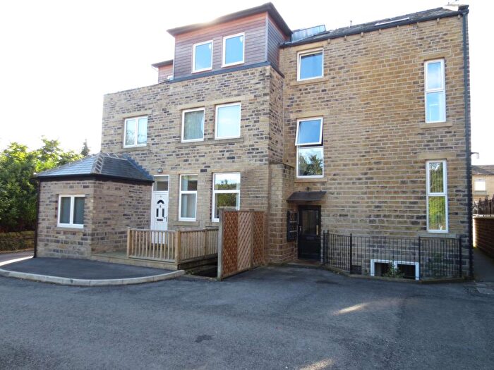 1 Bedroom Apartment To Rent In Church Street, Paddock, Huddersfield, West Yorkshire, HD1