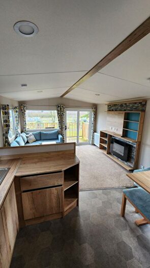 2 Bedroom Mobile/park Home For Sale In Gartmore, Stirling, FK8