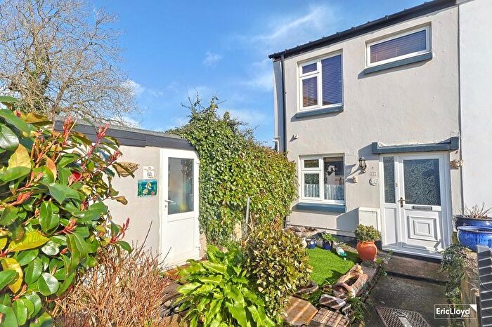 2 Bedroom End Terrace House For Sale In North Boundary Road, Brixham, TQ5
