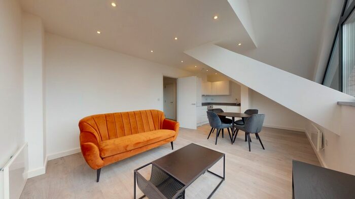 1 Bedroom Flat To Rent In Riverbank Way, Brentford, TW8