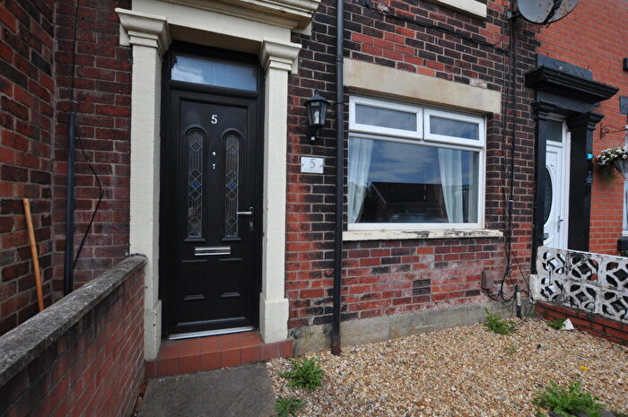 3 Bedroom Terraced House To Rent In Botany Brow, Chorley, Lancashire, PR6