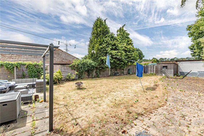 2 Bedroom Bungalow For Sale In Sanway Road, Byfleet, West Byfleet, Surrey, KT14