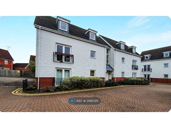 2 Bedroom Flat To Rent In Victory Court, Diss, IP22