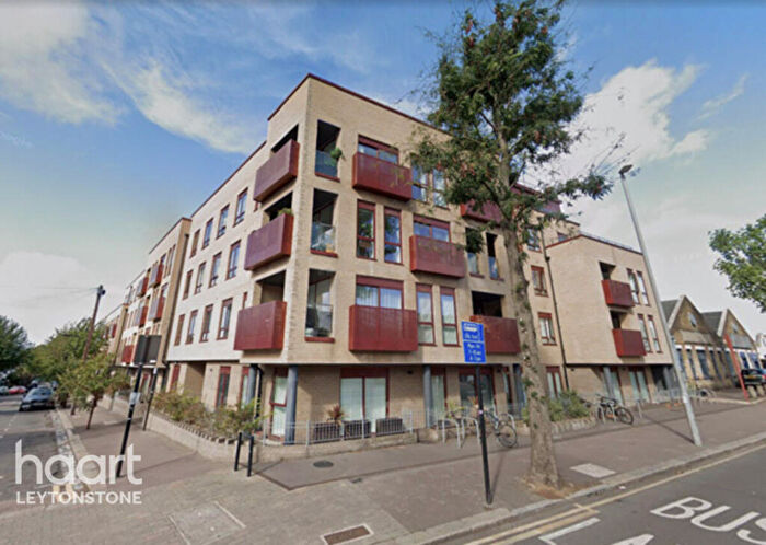 2 Bedroom Flat For Sale In Tallack Road, London, E10
