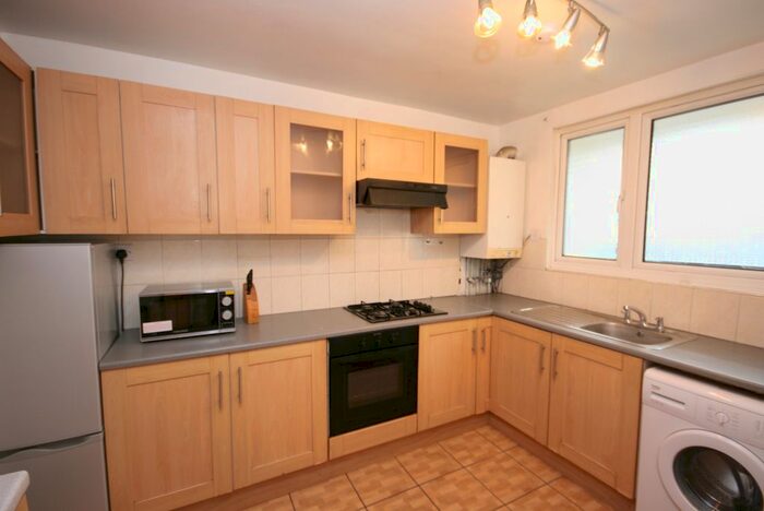 4 Bedroom Maisonette To Rent In Hereford Street, London, E2