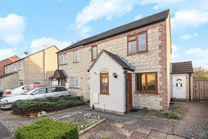 1 Bedroom Terraced House To Rent In Whimbrel Close, Bicester, OX26