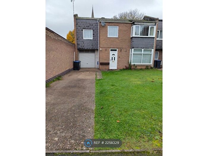 3 Bedroom Semi-Detached House To Rent In Sargeaunt Street, Leamington Spa, CV31