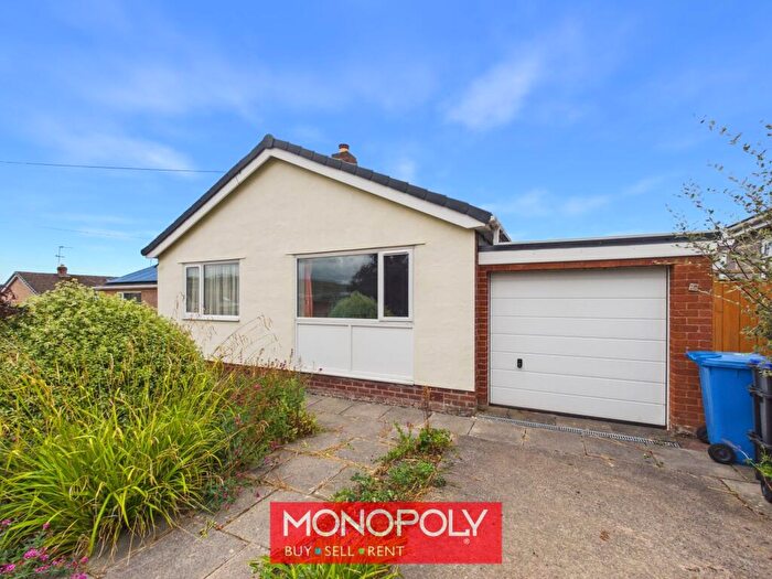 3 Bedroom Detached Bungalow For Sale In Dalar Wen, Denbigh, LL16