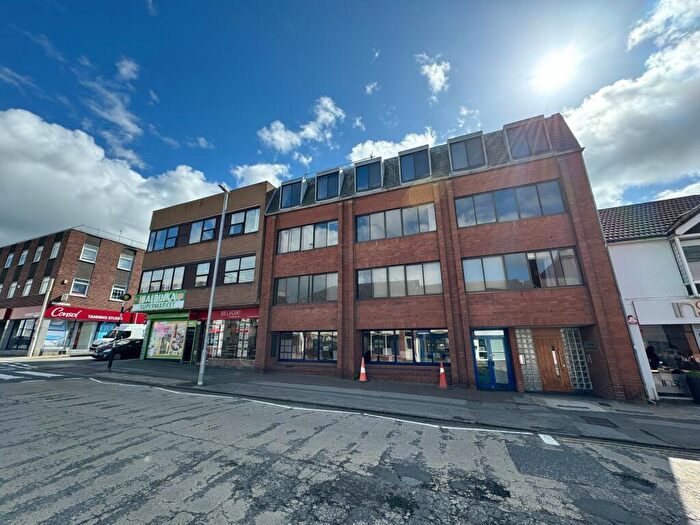 Studio To Rent In Commercial Road, Town Centre, Swindon, SN1