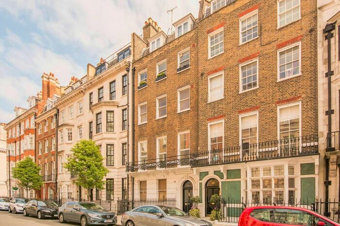 1 Bedroom Flat To Rent In Harley Street, Marylebone, London, W1G
