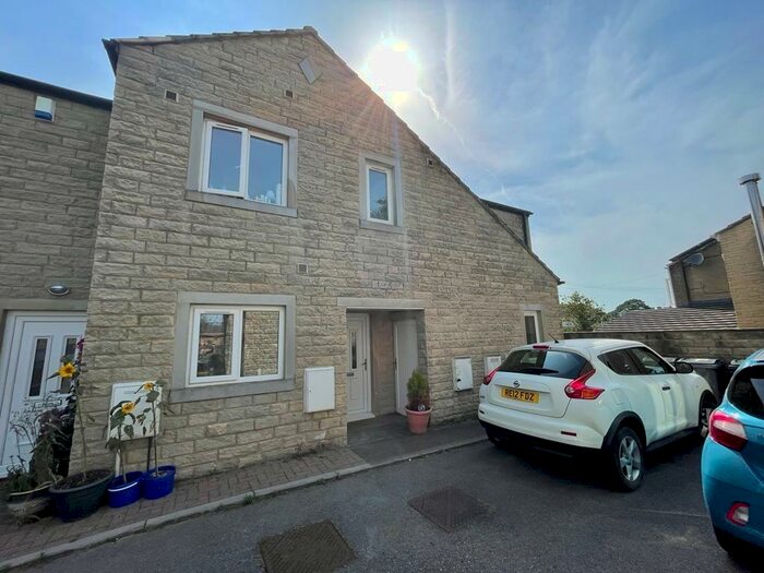 1 Bedroom Apartment To Rent In Main Road, Eastburn, BD20