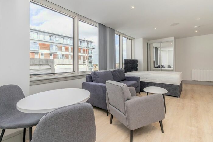 Studio To Rent In Market Square, Uxbridge, UB8