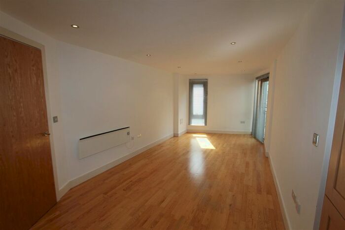 1 Bedroom Flat To Rent In The Boulevard, Hunslet, Leeds, LS10