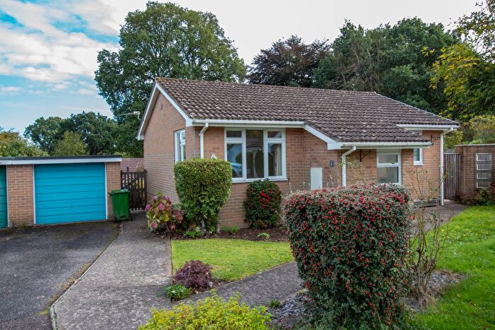 2 Bedroom Bungalow For Sale In Perrys Gardens, West Hill, EX11