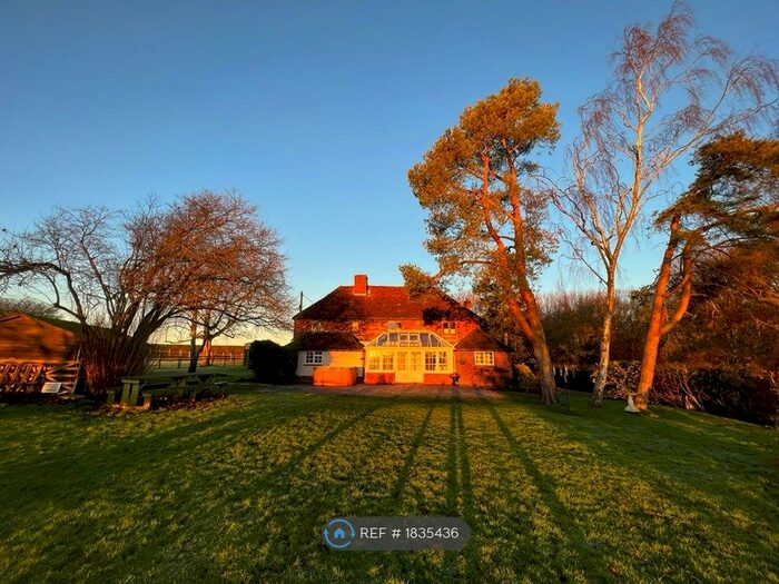 4 Bedroom Detached House To Rent In Faversham Road, Faversham, ME9