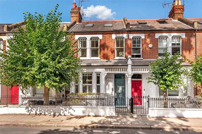 5 Bedroom Terraced House To Rent In Macduff Road, London, SW11