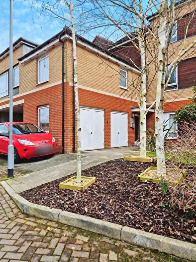 2 Bedroom Flat For Sale In Nags Head Hill, Bristol, BS5