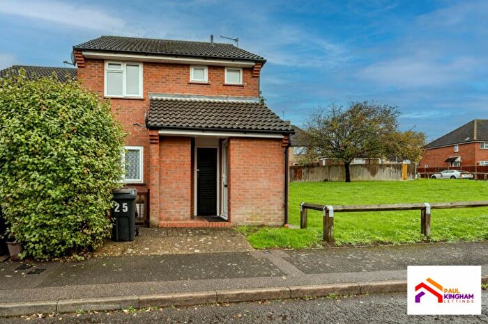 1 Bedroom Flat To Rent In William Moulder Court, Chesham, HP5