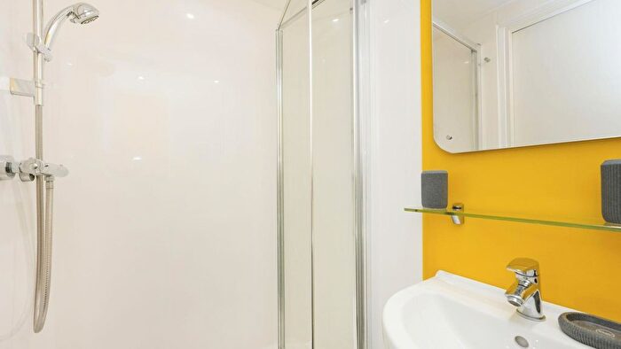 1 Bedroom Flat To Rent In Albert Street, Newcastle Upon Tyne, NE1