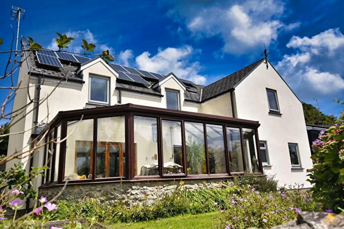 3 Bedroom Detached House For Sale In St. Florence, Tenby, SA70
