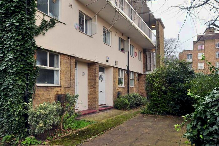 2 Bedroom Flat For Sale In Parkhill Road, London, NW3