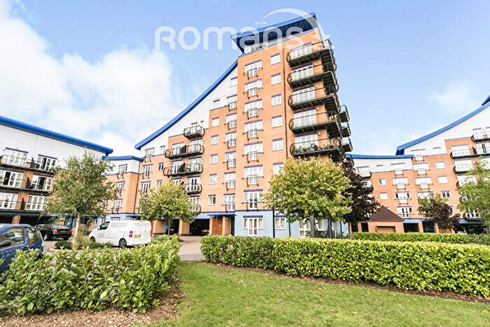 2 Bedroom Flat To Rent In Luscinia View, Napier Road, Reading, RG1