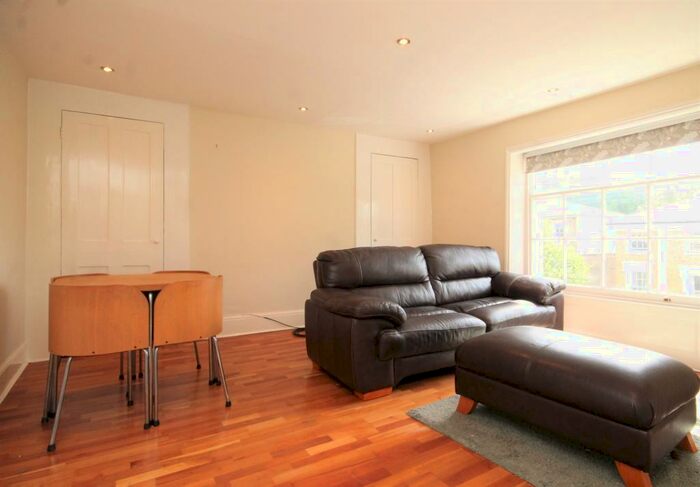 2 Bedroom Flat To Rent In Belitha Villas, Islington, N1