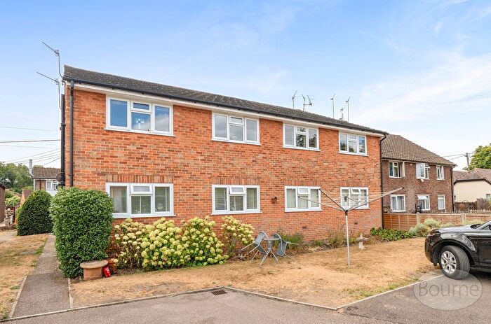 2 Bedroom Flat For Sale In Milford Road, Elstead, Godalming, Surrey, GU8