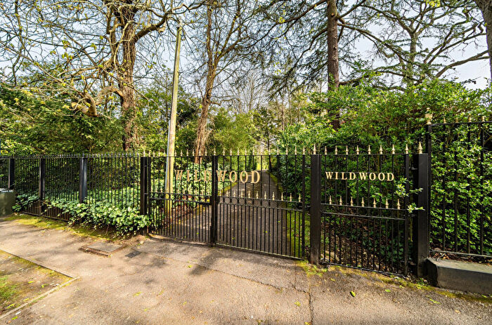 4 Bedroom Detached House For Sale In Kemnal Road, Chislehurst, Kent, BR7