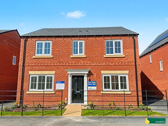 4 Bedroom Detached House For Sale In Berrywood Road, Northampton, NN5
