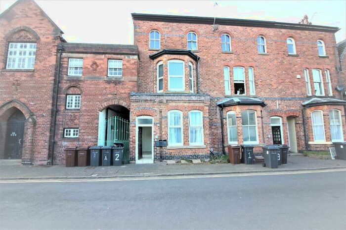 2 Bedroom Flat To Rent In Bath Street North, Southport, PR9