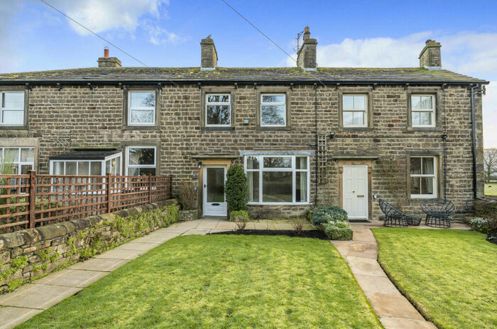 2 Bedroom Terraced House For Sale In River Place, Gargrave, Skipton, BD23
