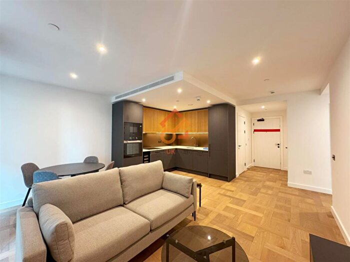 1 Bedroom Flat To Rent In Merino Gardens, London, E1W